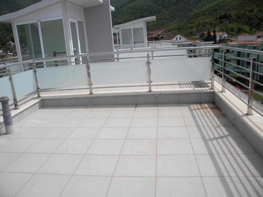 Apartment Vinograd Herceg Novi Dış mekan fotoğraf